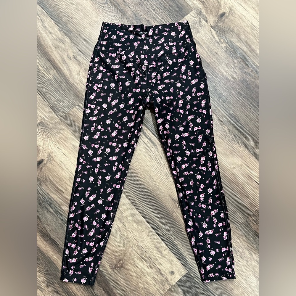 Betsey Johnson Performance Floral Leggings